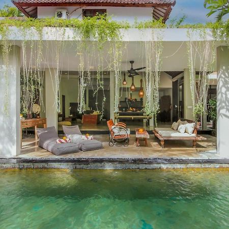 Villa Malou Seminyak Exterior foto