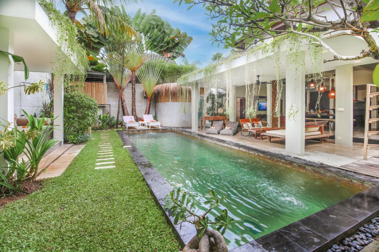 Villa Malou Seminyak Exterior foto